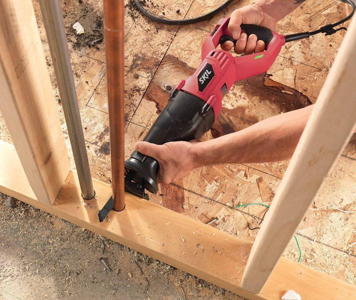 9.0 Amp Variable Speed Reciprocating Saw I39228