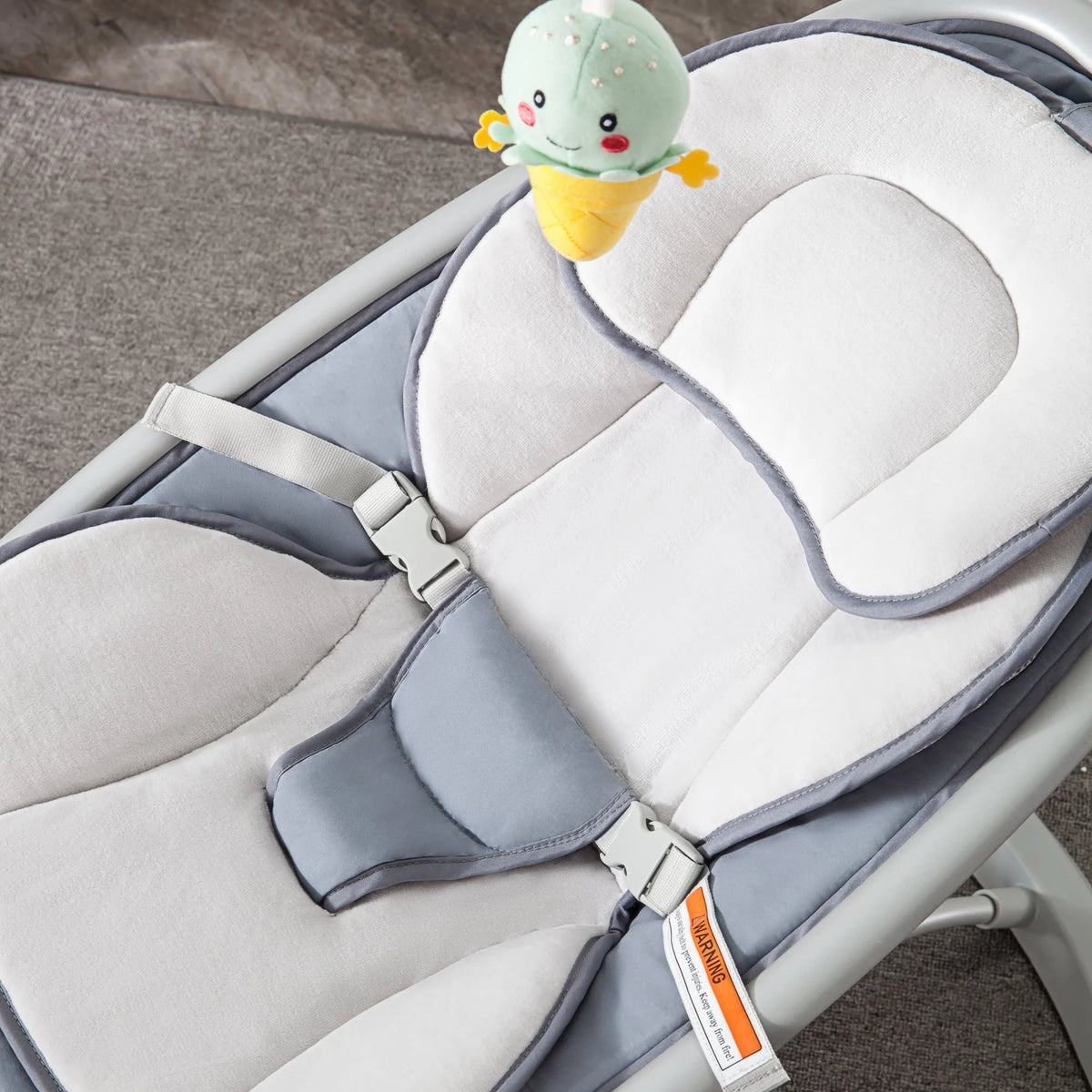 Portable Baby Swing with 3 Speeds Music Remote Control O7697