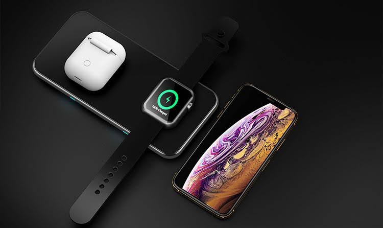 Black 3-in-1 Glass Wireless Charge Pad F450089