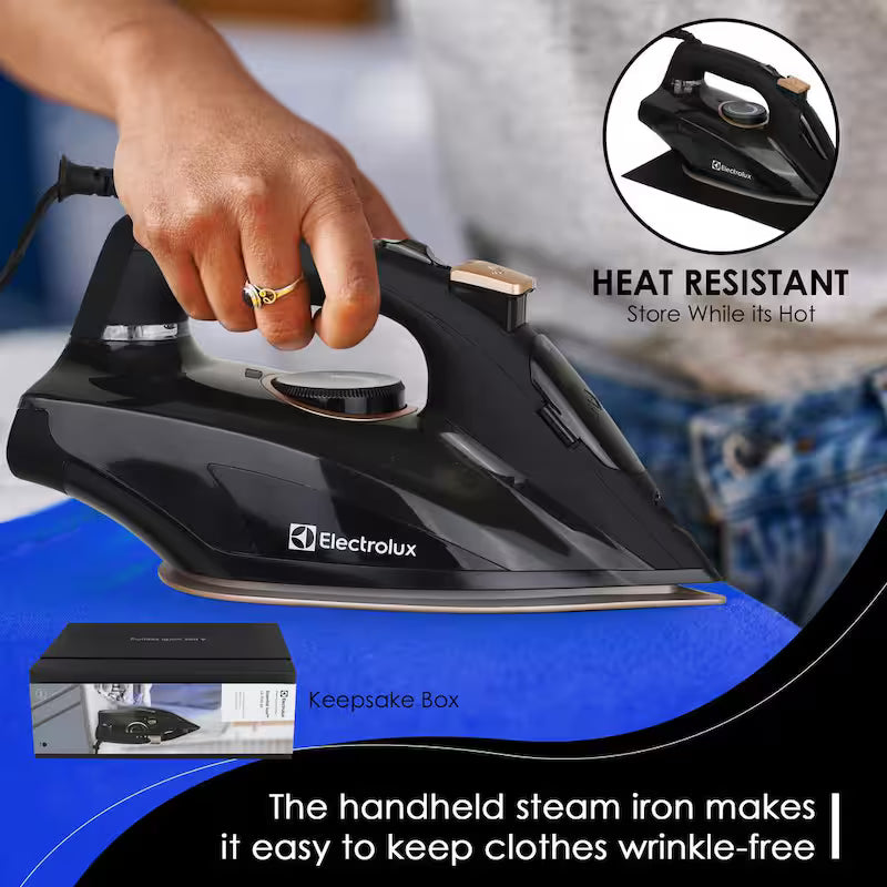 Black 1700-Watts Iron S144075