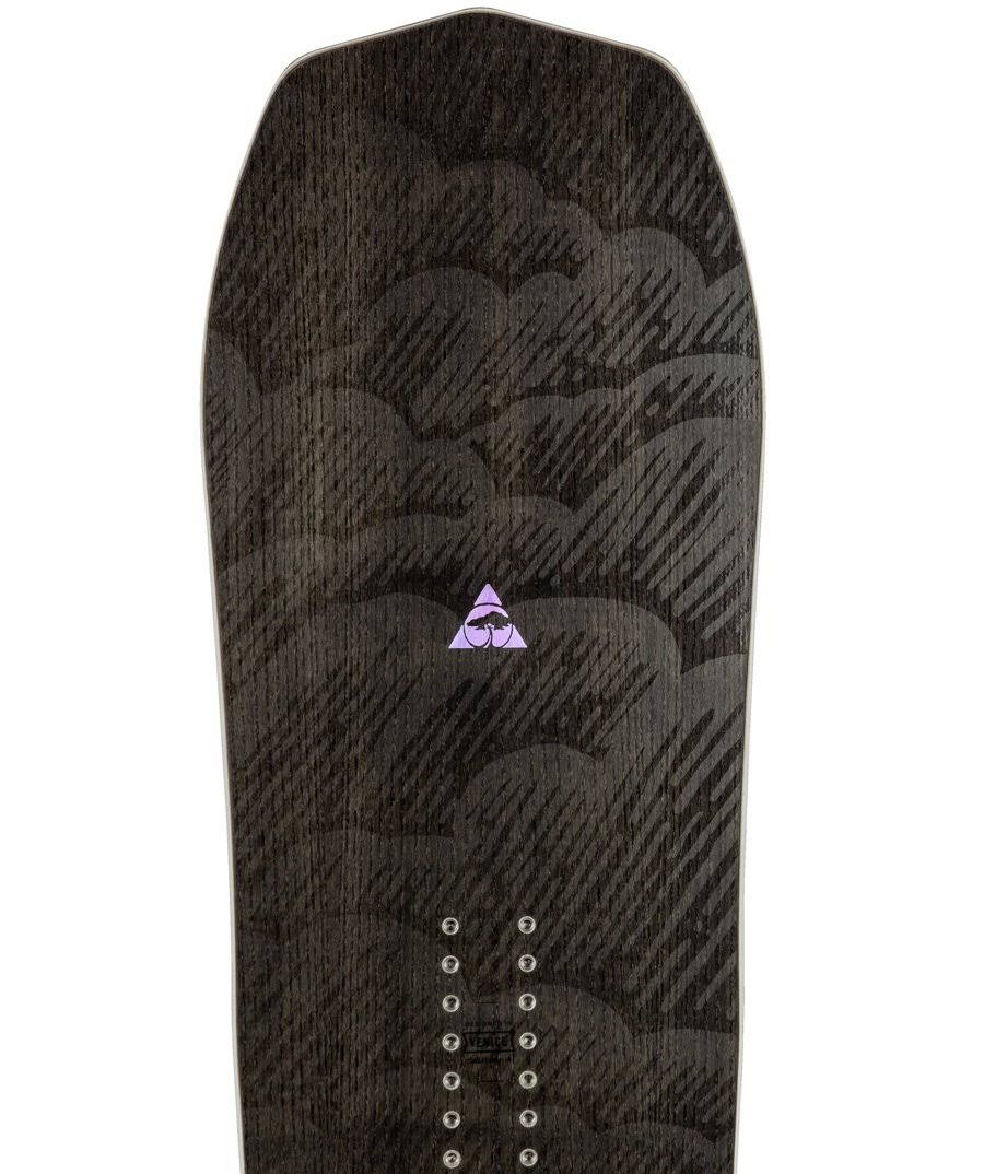 Bryan Iguchi Pro Camber Snowboard B8421