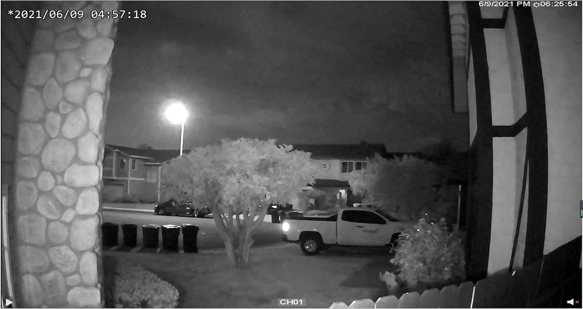1080P Hybrid 4-in-1 Security Camera H2983