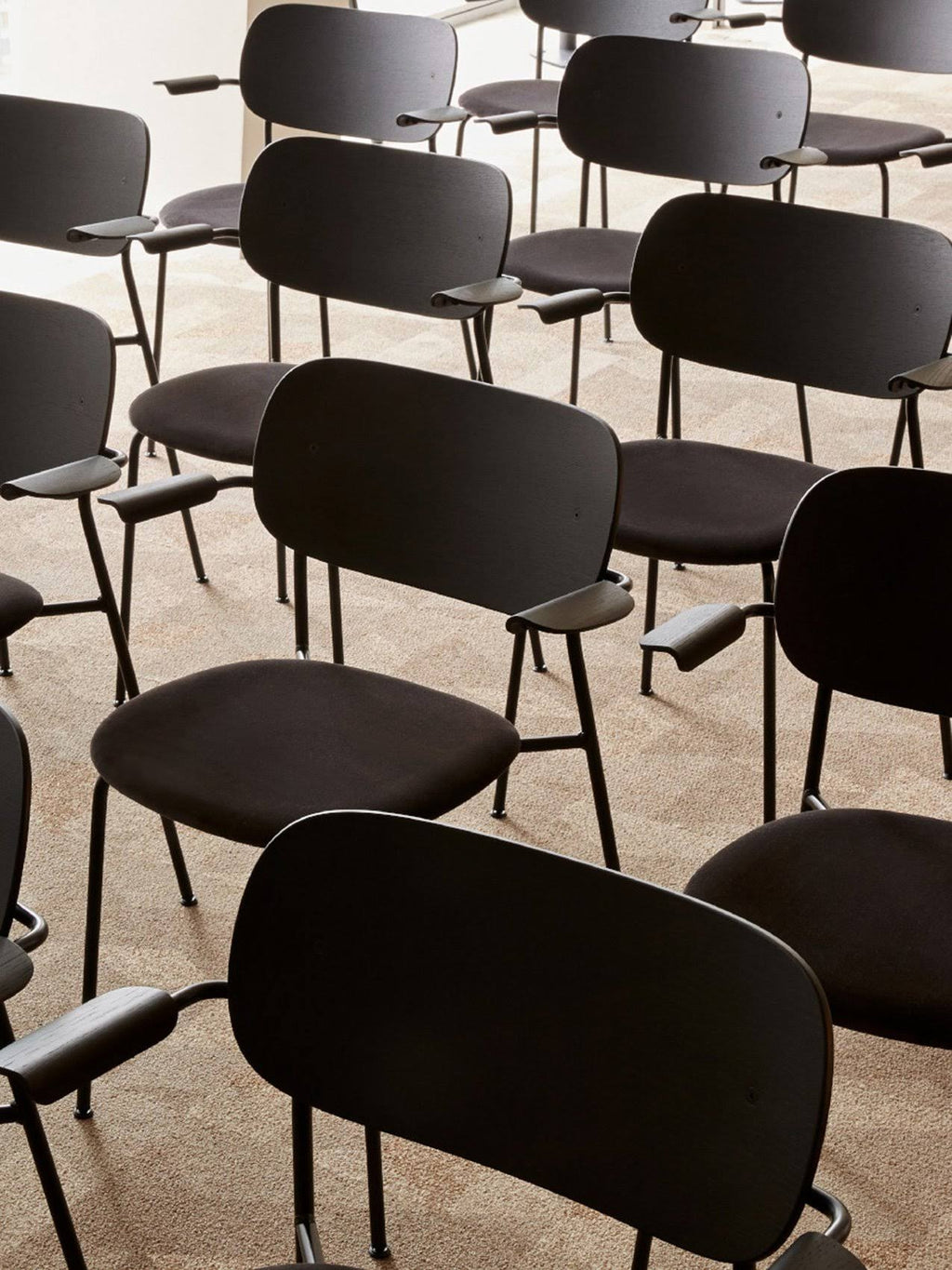 Dark Stained Oak Chair K44688
