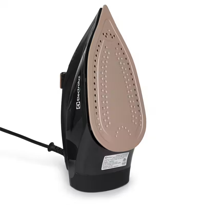 Black 1700-Watts Iron S144075