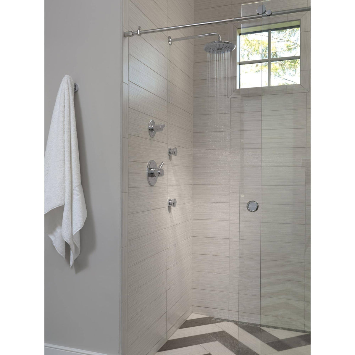 Venetian Bronze Shower Head U83092