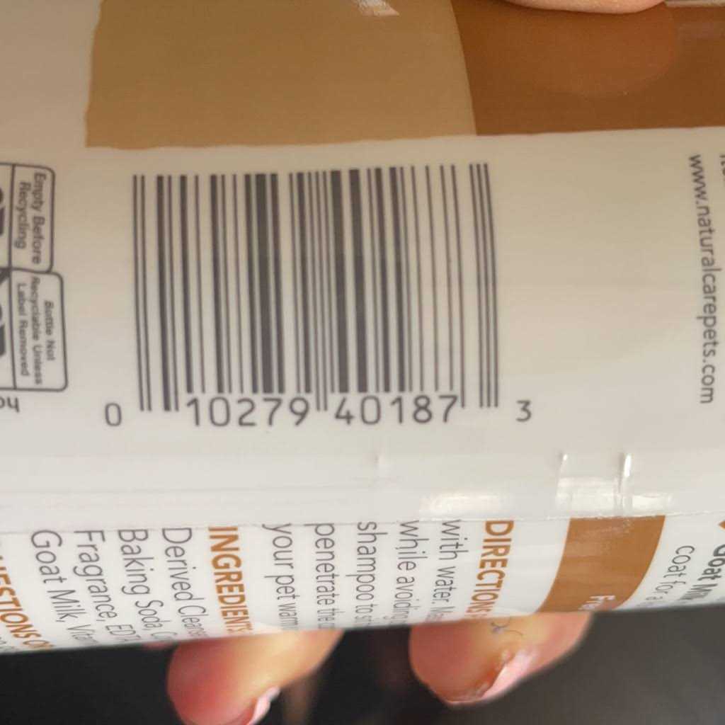 Baking Soda & Oatmeal Dog Shampoo D844403