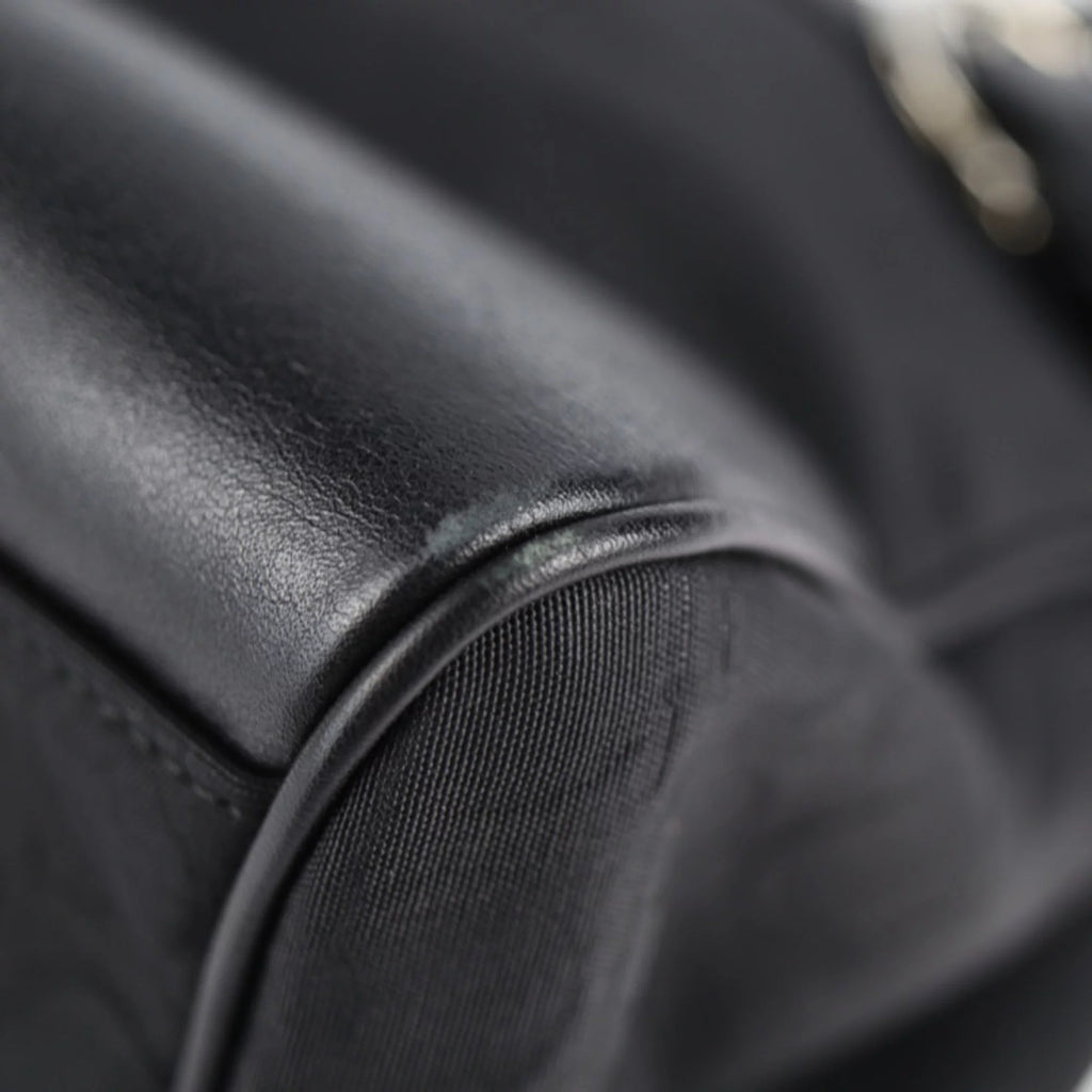 Pre-Owned Black Canvas Leather Shoulder Bag X59119