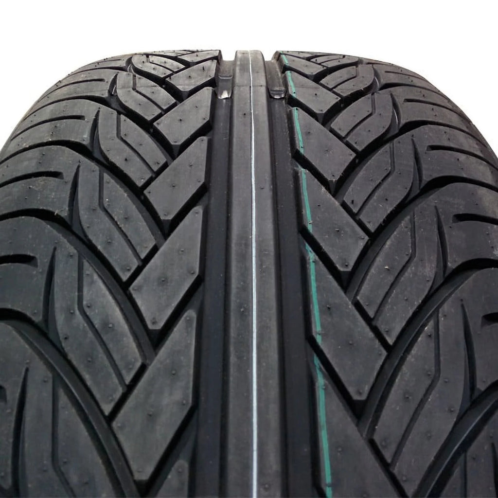 305/40R22 114V XL UHP SUV / CUV Tires U3673