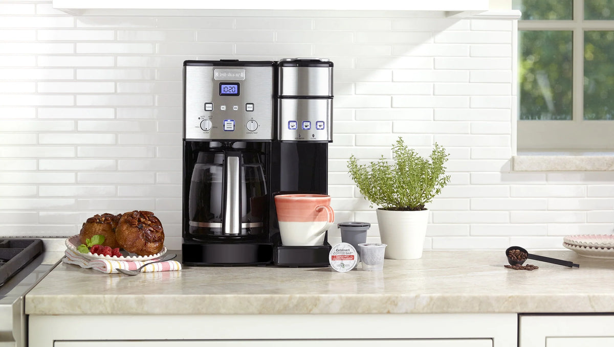 12 Cup Coffeemaker and Single-Serve Brewer S8106