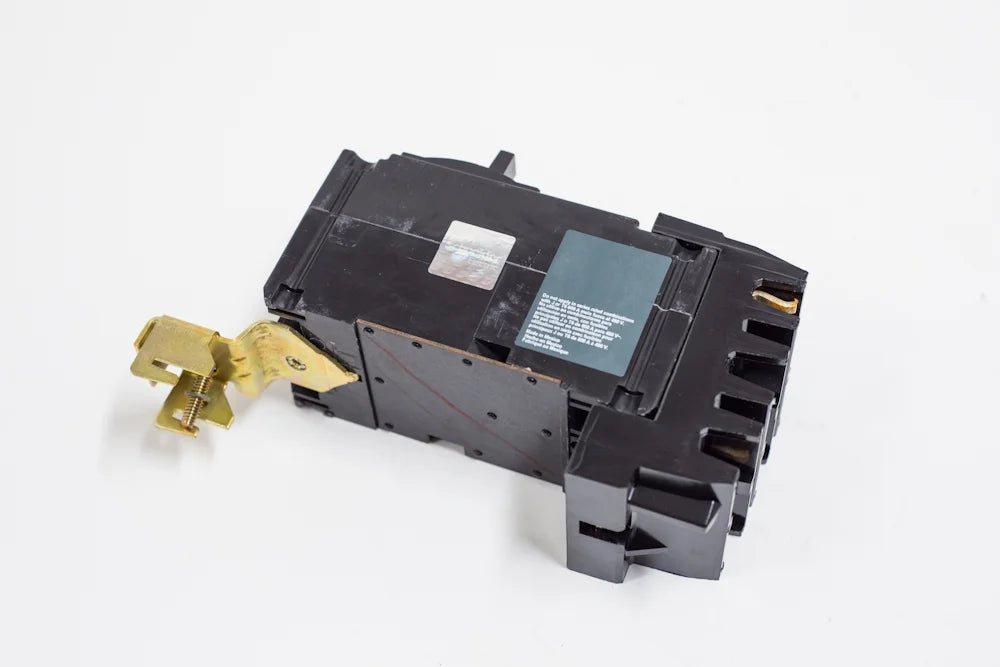 30A 2P 600V BC Phase Circuit Breaker H8090