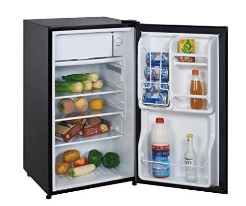 3.5 Cu Ft Mini Refrigerator with Freezer Q74517